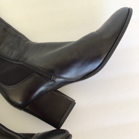 MARC FISHER TALL LEATHER BOOTS SIZE 9 - Picture 9 of 16